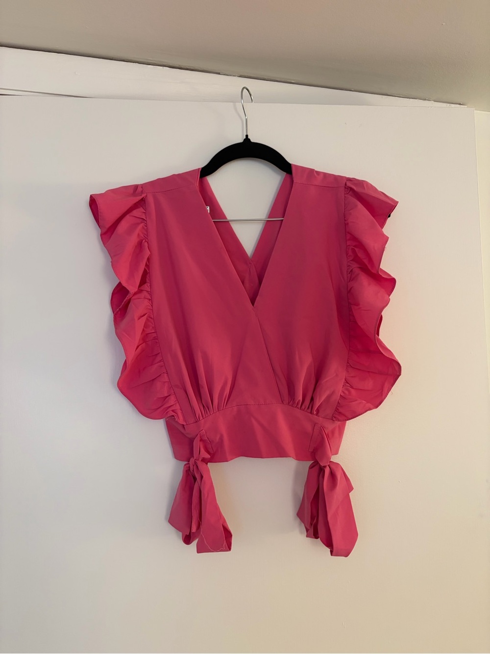 Women’s Pink Ruffle Tie-Hem V-Neck Top